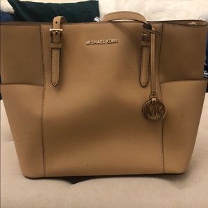 Michael Kors tote